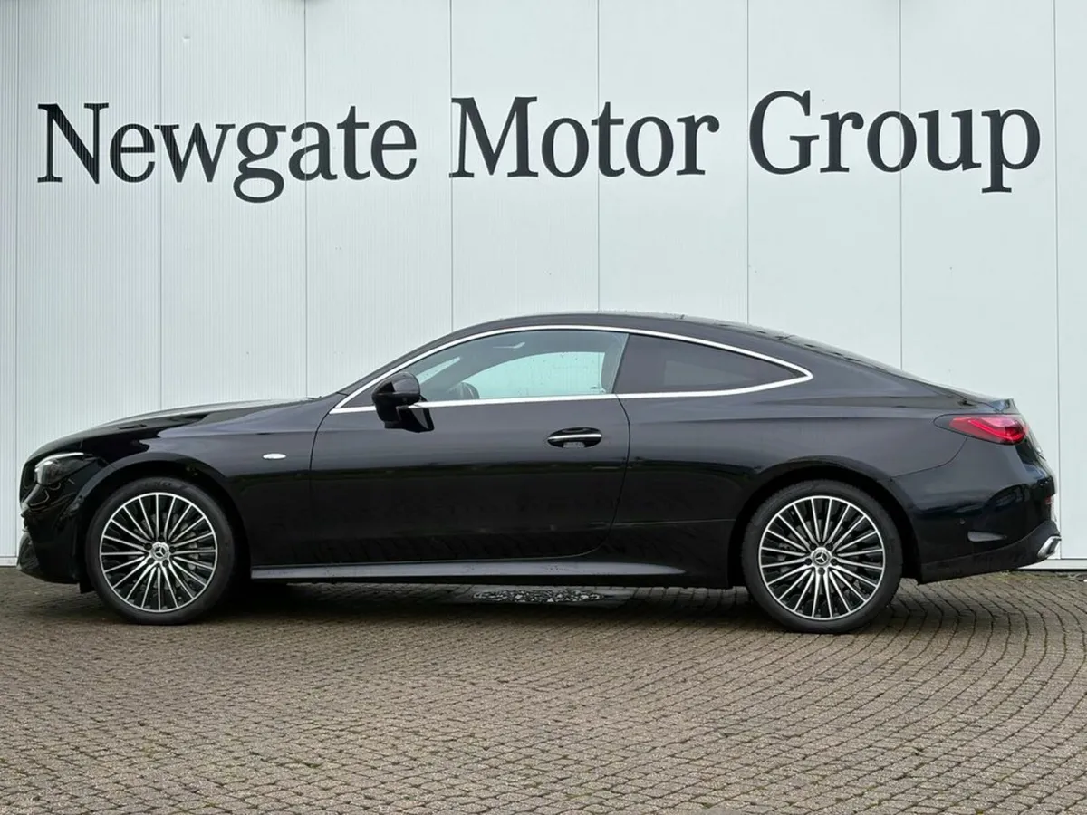 Mercedes-Benz CLE CLE 300 E AMG LINE PREMIUM WITH - Image 2