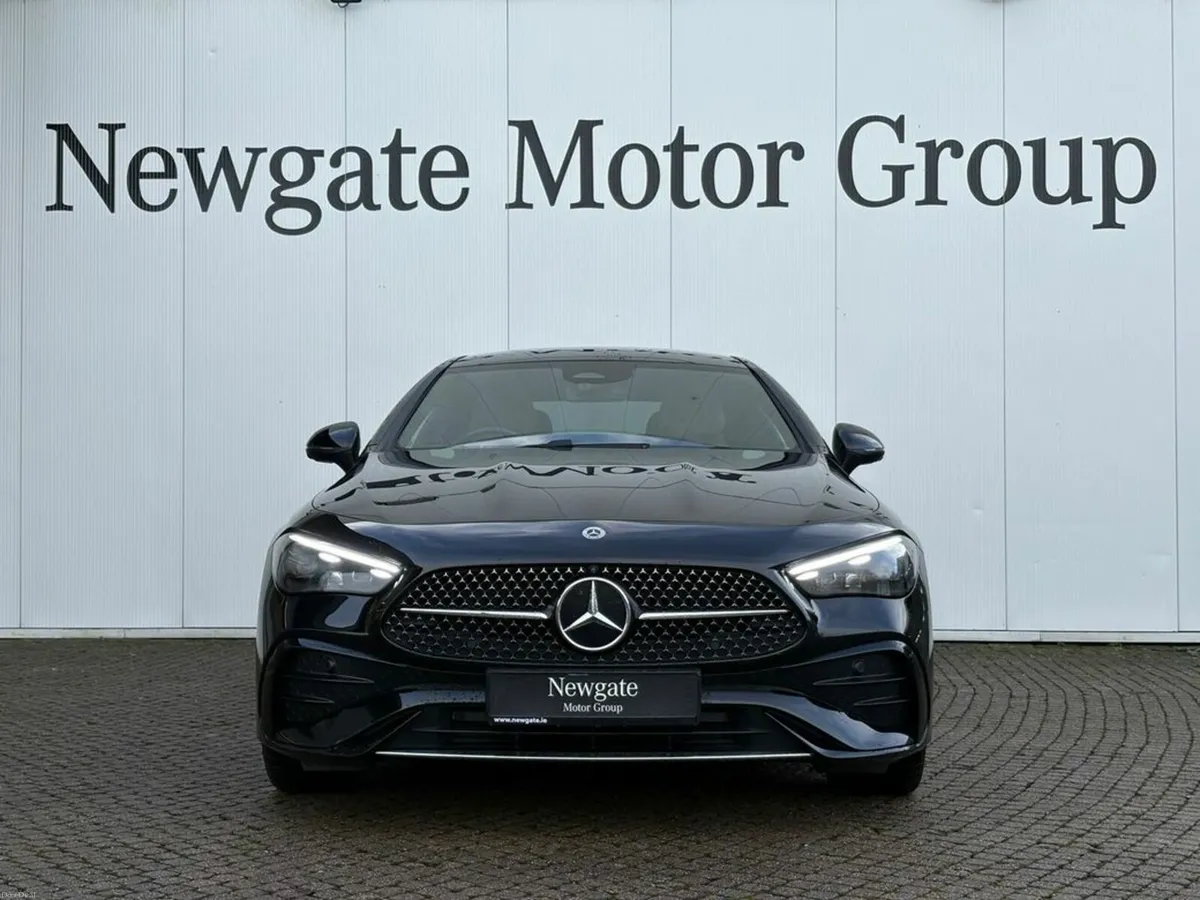 Mercedes-Benz CLE 300e AMG LINE PREMIUM WITH SUNRO - Image 2