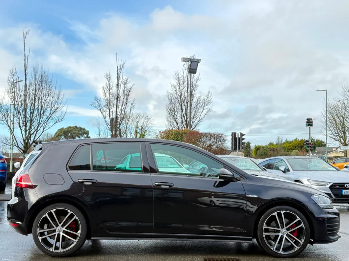 Volkswagen Golf GTD 2.0 TDI 184BHP 5DR *LOW KMS* - Image 4