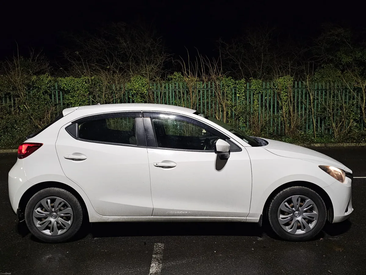 Mazda Demio 2016 automatic €6990 no offers - Image 2