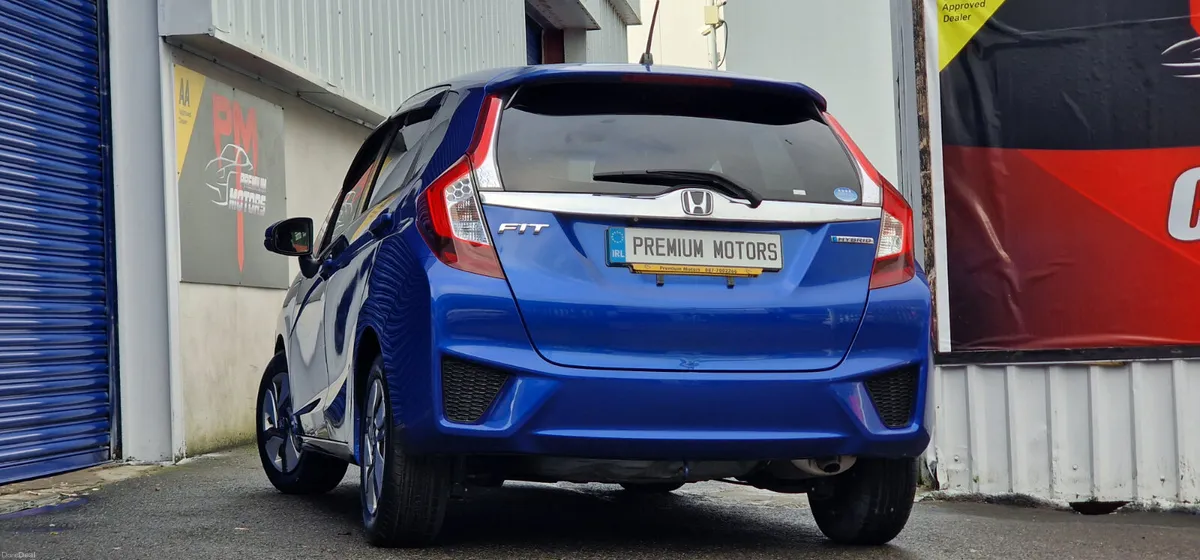 Honda Fit Automatic Hybrid - Image 4