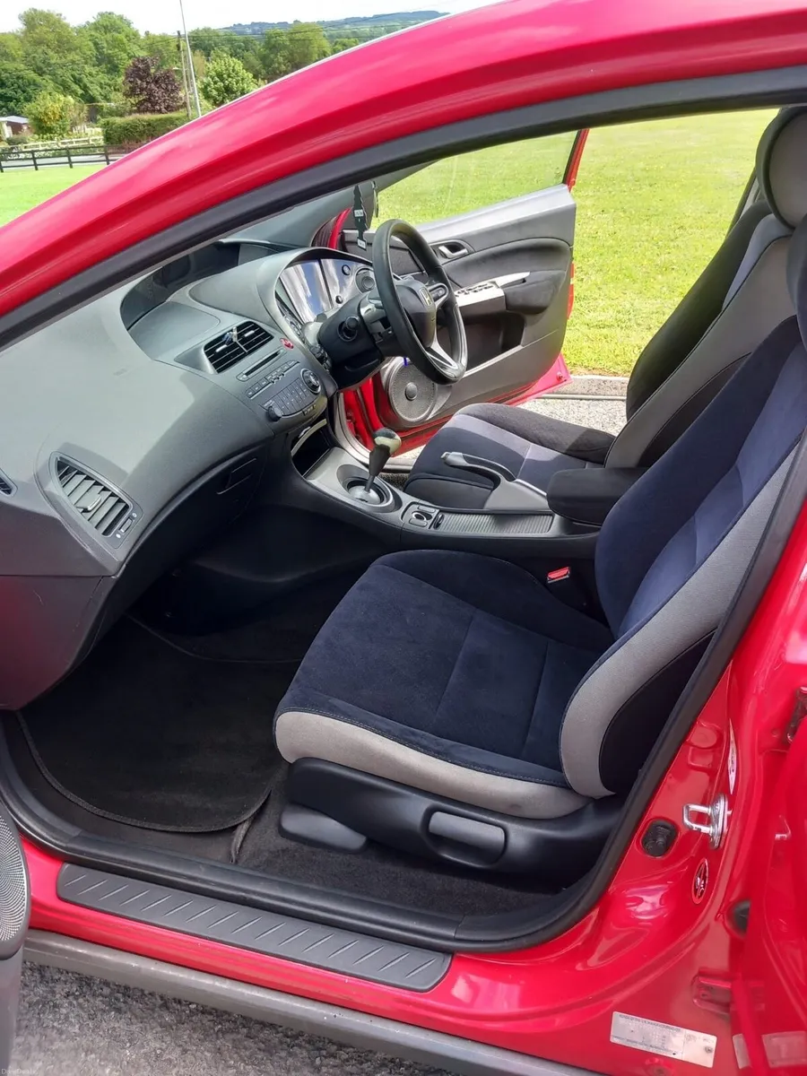 Honda civic - Image 3