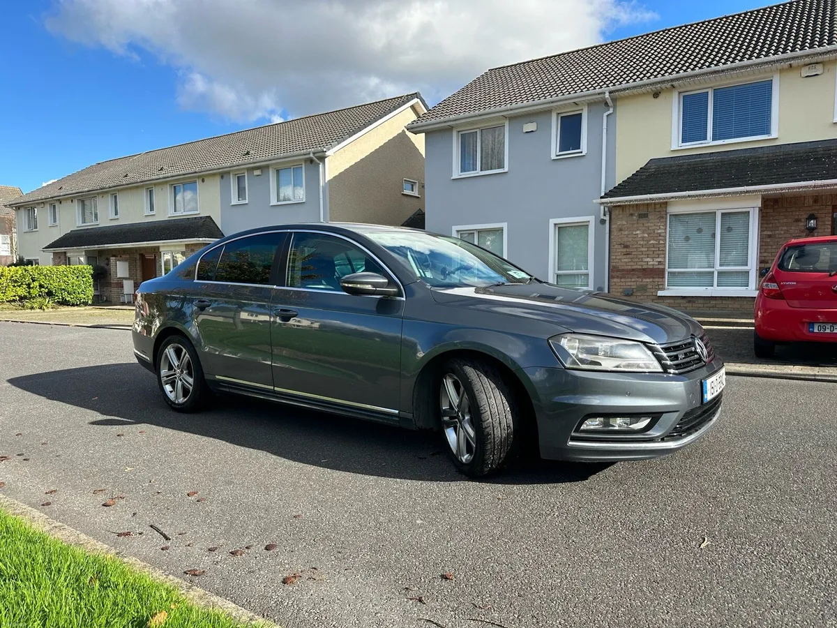 2015 Passat 1.6 TDI RLine - Image 1