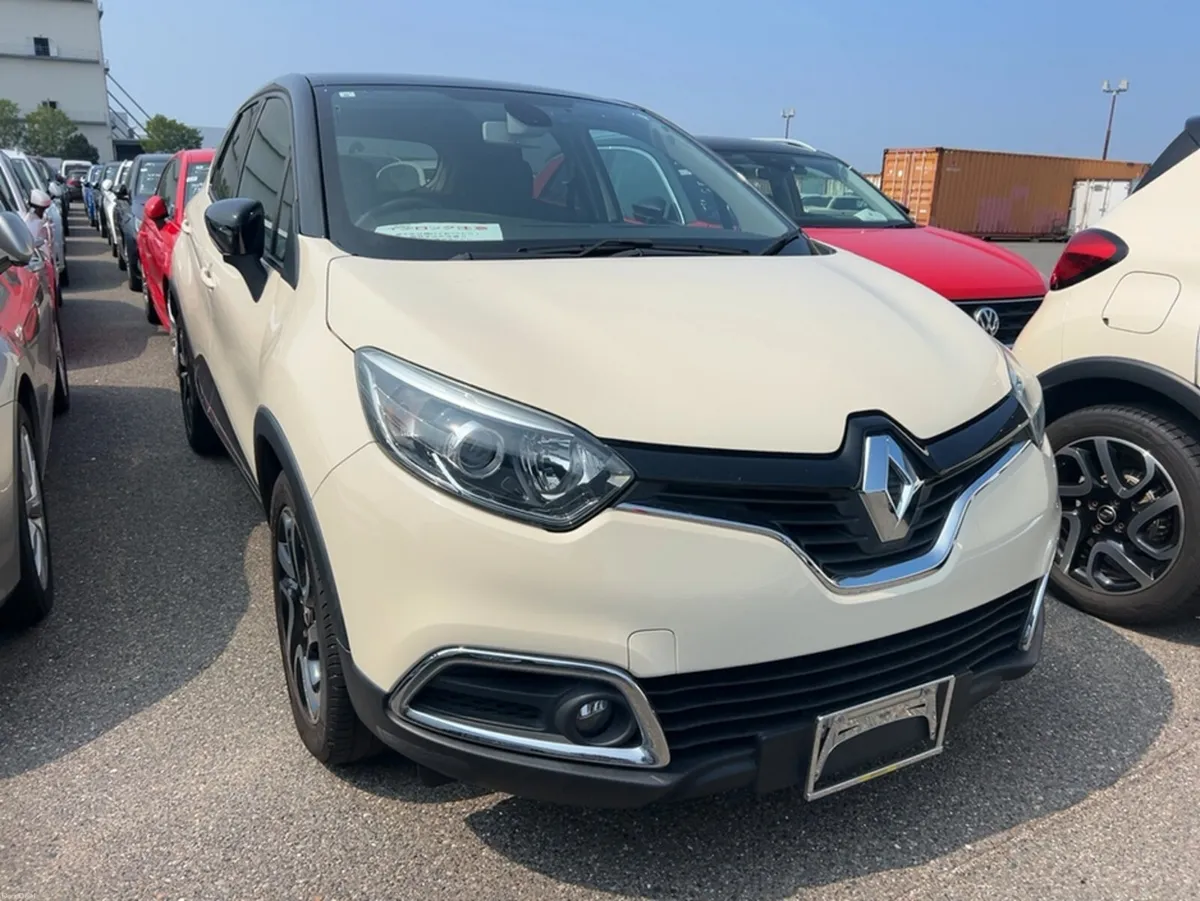 Renault Captur DYNAMIQUE 1.2 PETROL AUTOMATIC 5DR - Image 2
