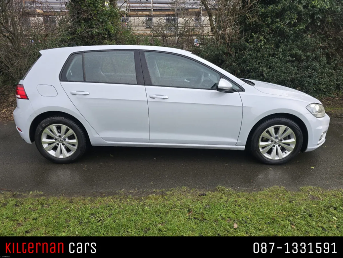 Volkswagen Golf COMFORTLINE 1.6 TDI MANUAL 5SPEED - Image 3
