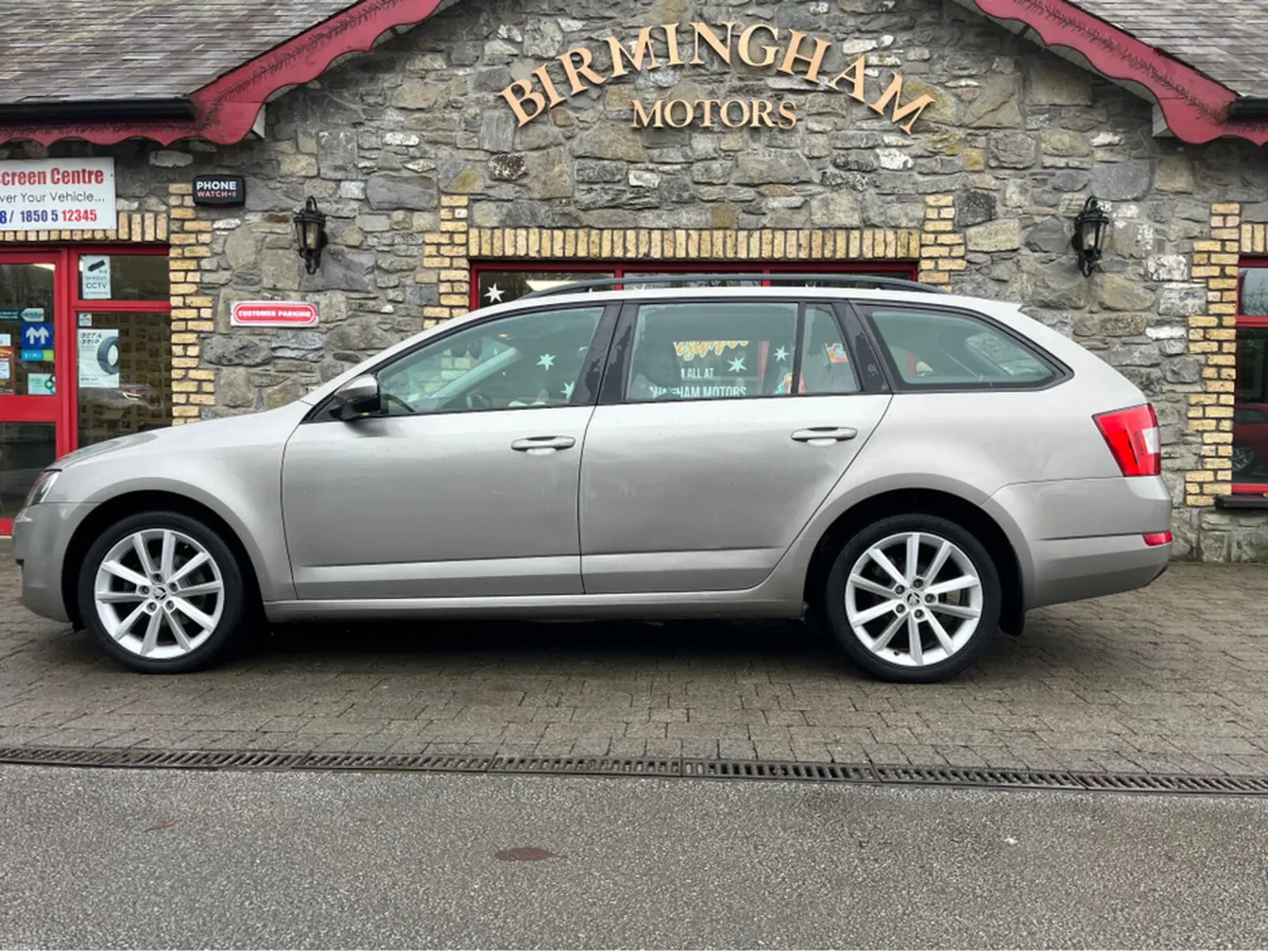 Skoda Octavia 1.6 TDI   ELEGANCE   ESTATE - Image 3