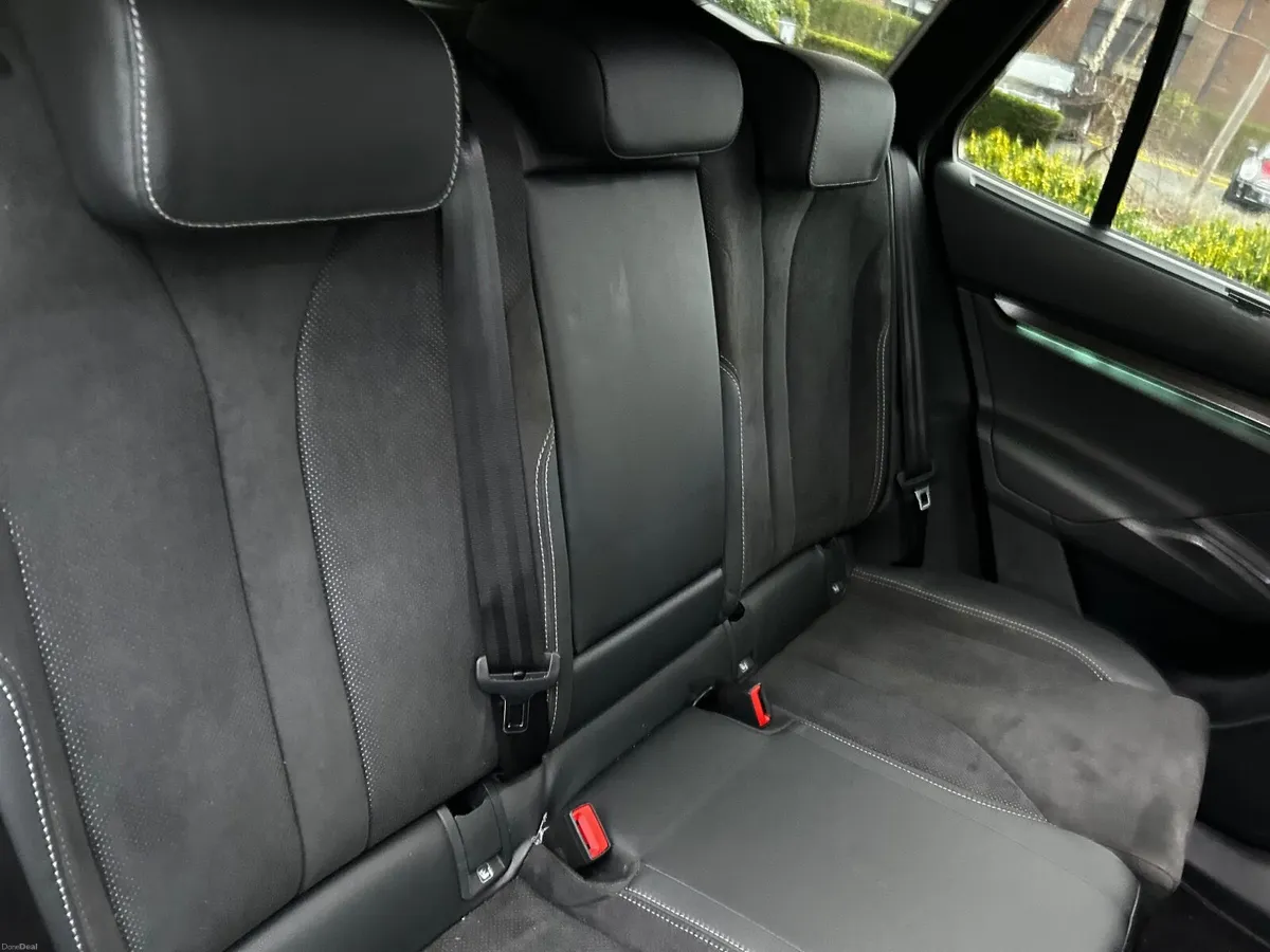 Skoda Enyaq 2022 - Image 4