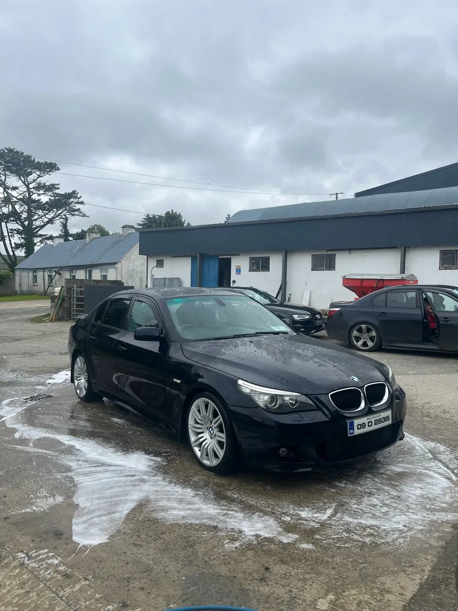 BMW 520d - Image 2
