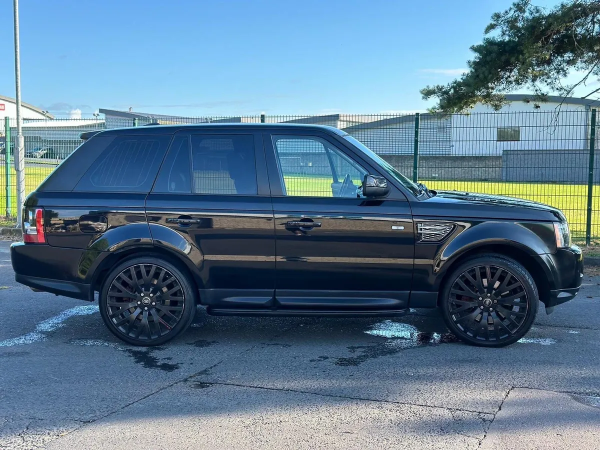 2012 Land Rover rand rover sport - Image 2