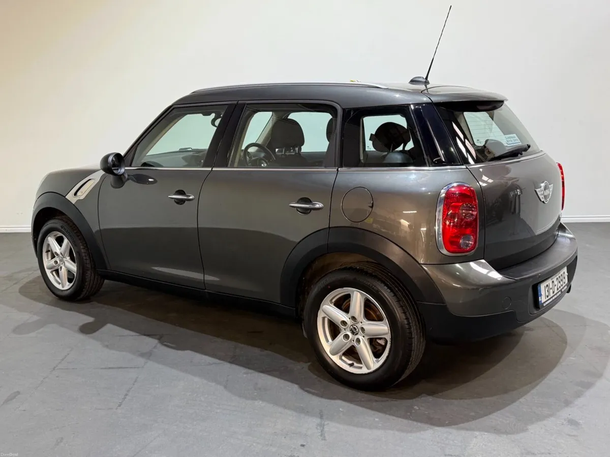 Mini Countryman 1.6L Petrol - Manual - Image 4