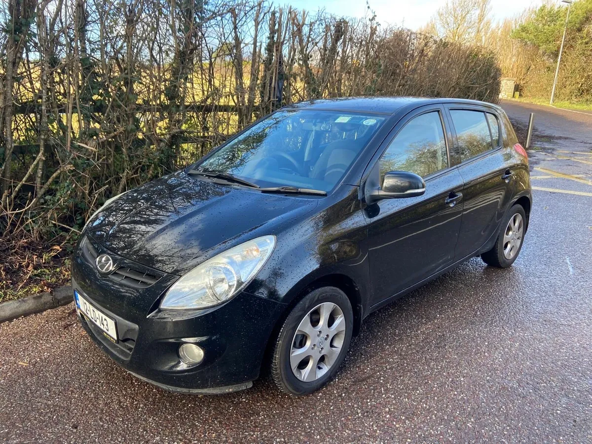Hyundai i20 - Image 2