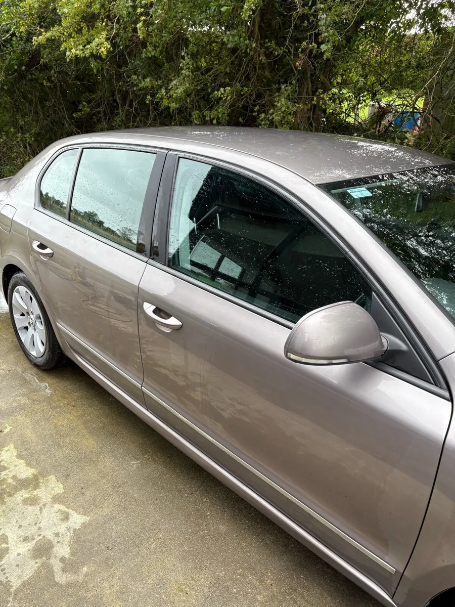 Skoda Superb - priced to sell. - Image 4