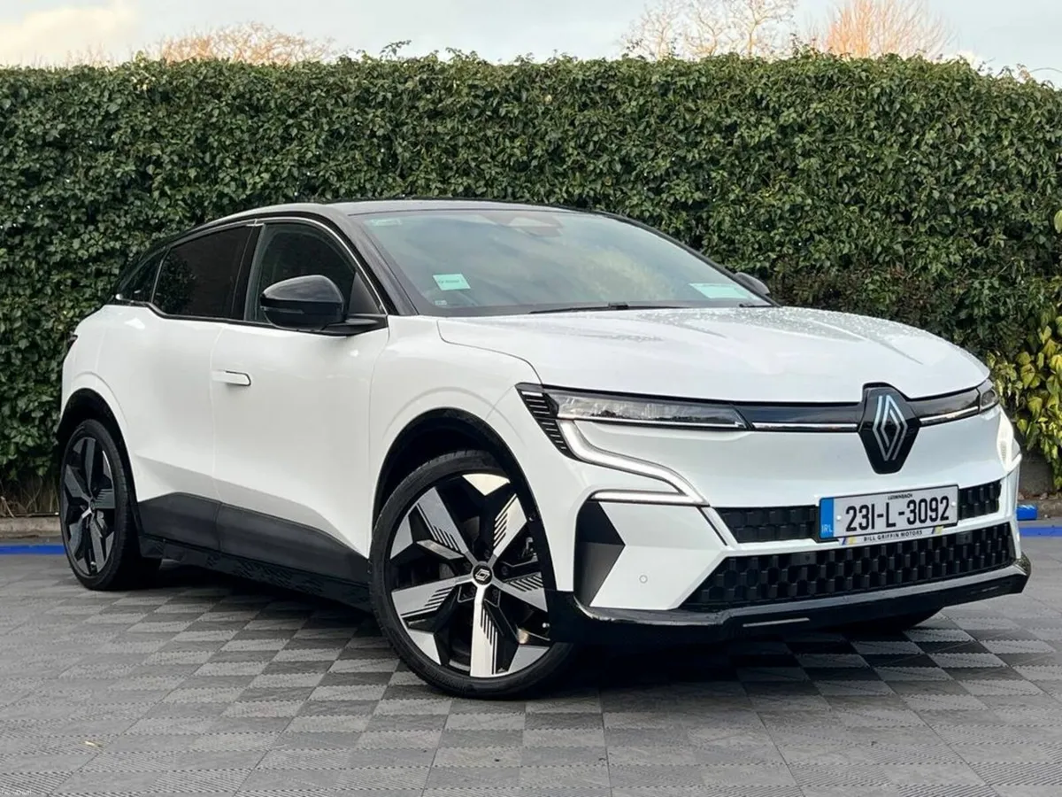 Renault Megane E-Tech TECHNO EV60 // APPLE CARPLAY - Image 1