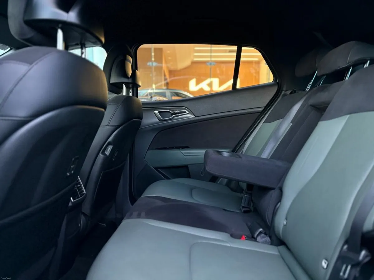 Kia Sportage HEV Anniversary Edition - Image 4