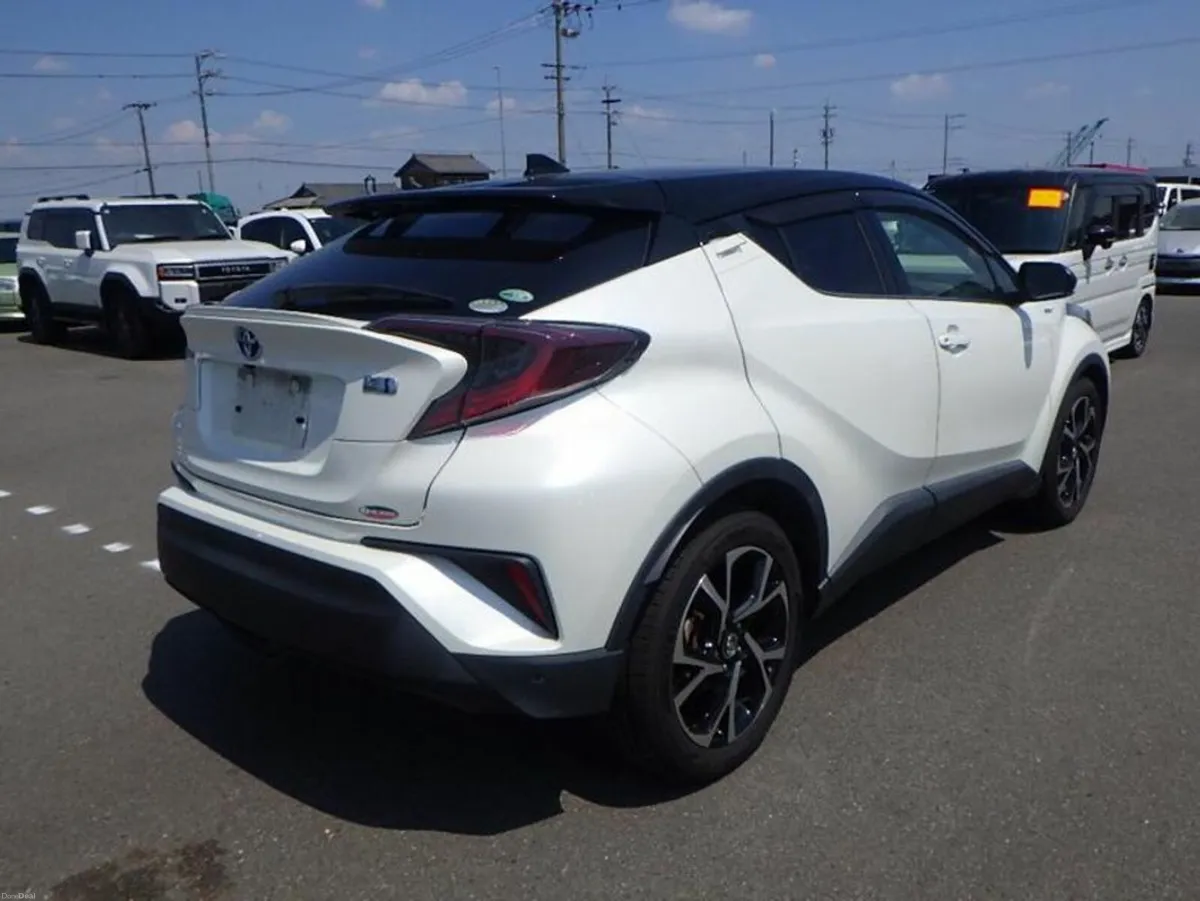 Toyota C-HR 172 G Half Leather - Image 4