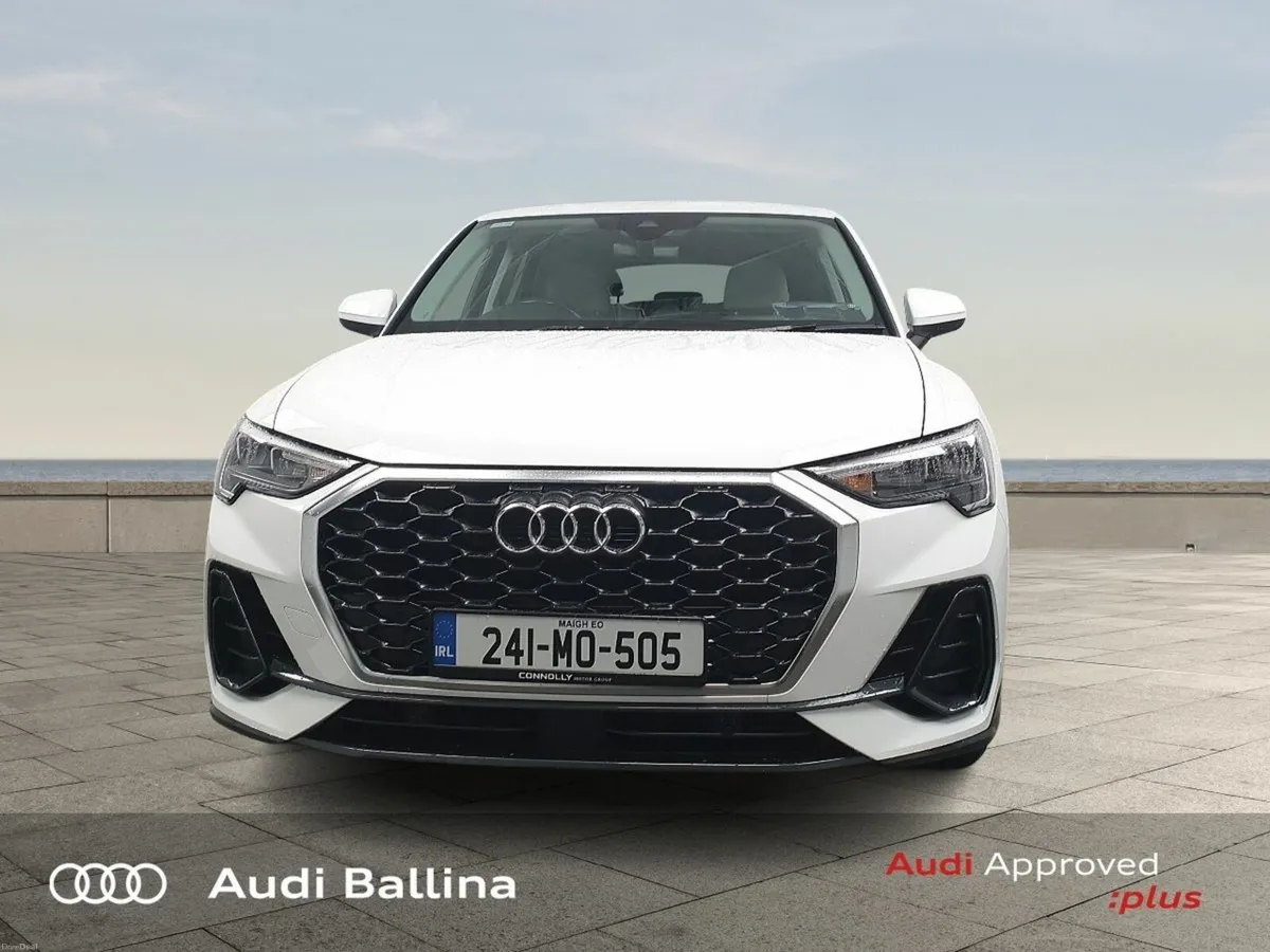 Audi Q3 SB SE Auto WITH Comfort Pack, High Beam an - Image 4