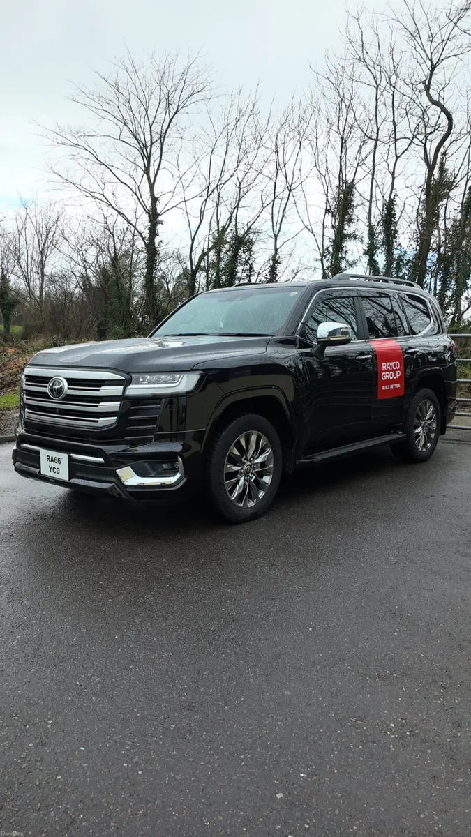 TOYOTA LANDCRUISER  LC300 - 2024 - DEMO MODEL - Image 1