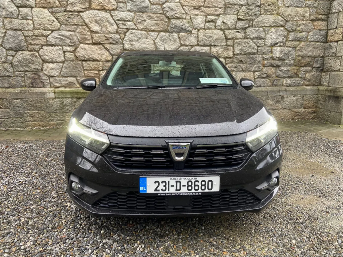 Dacia Sandero AUTOMATIC COMFORT**//**€200 ROAD TAX - Image 2