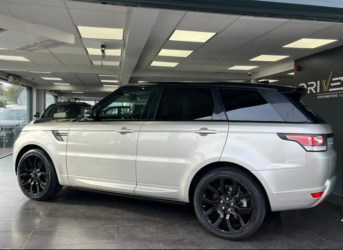 Land Rover Range Rover Sport 2017 - Image 3