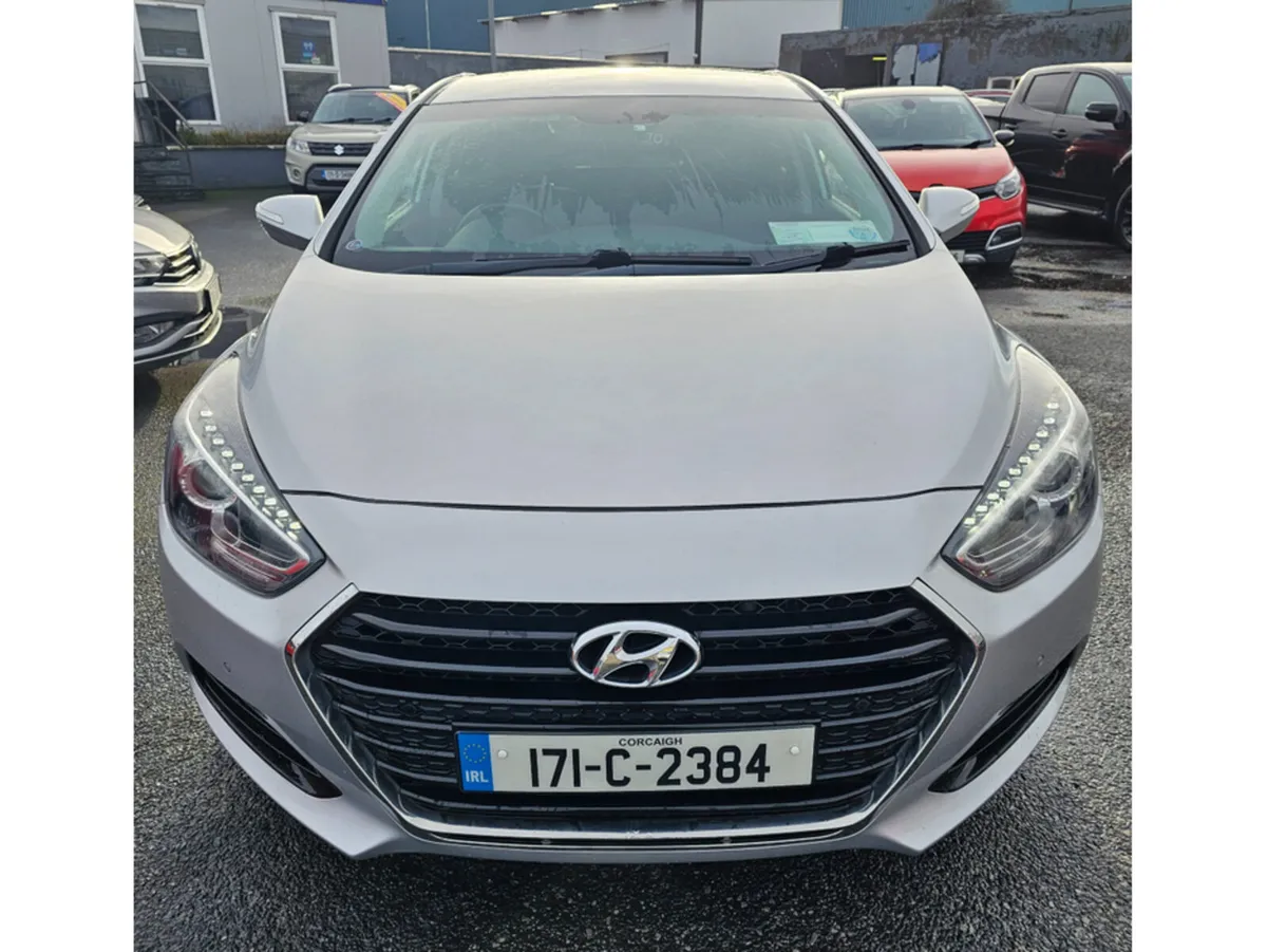 Hyundai i40 SALON EXECUTIVE 4DR COMFORT PLUS ** IR - Image 2