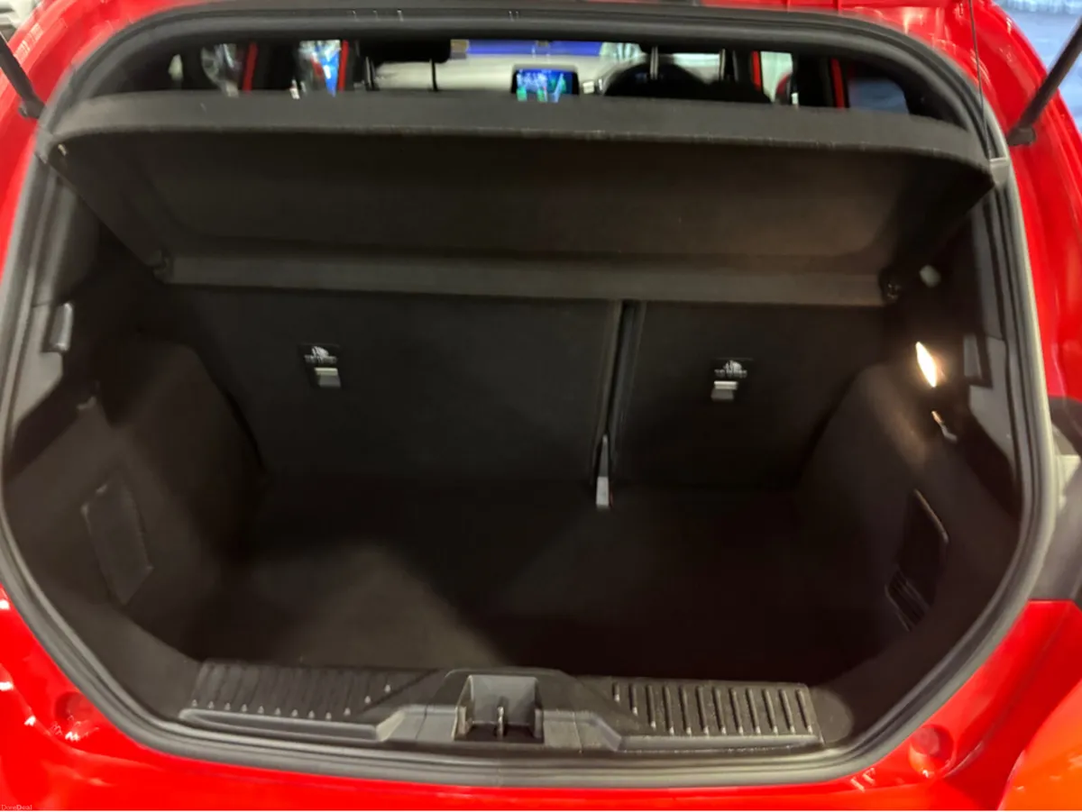 Ford Fiesta 1.0 ST-LINE EDITN 100PS TITANIUM ECOBS - Image 2