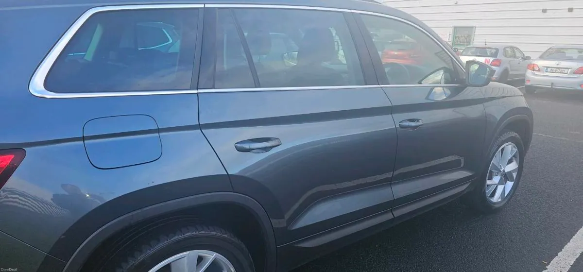 201 D Skoda Kodiaq Style 4x4 Auto - Image 4
