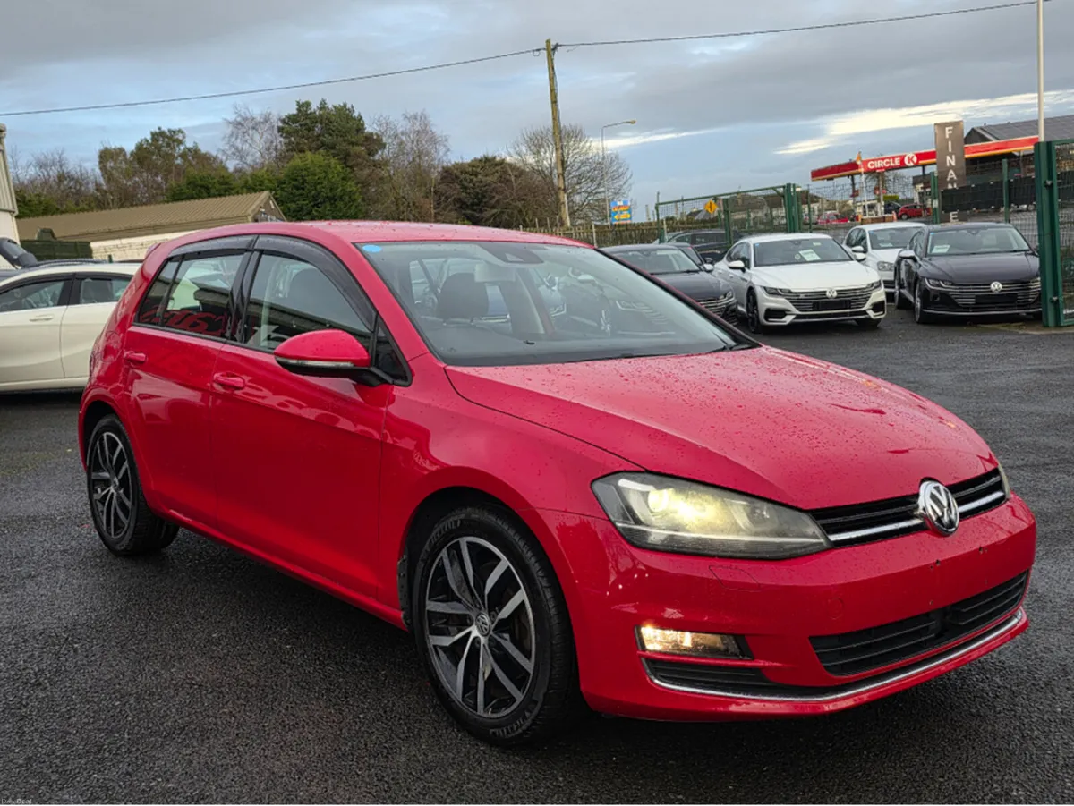 Volkswagen Golf 1.4 TSI FULL LEATHER   HEATED ELEC - Image 4