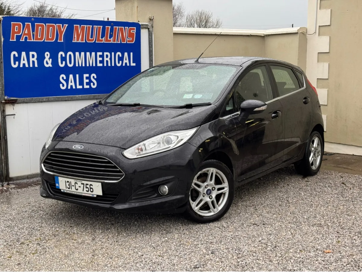 Ford Fiesta TITANIUM 1.25 60PS M5 4 MCA 4DR - Image 2