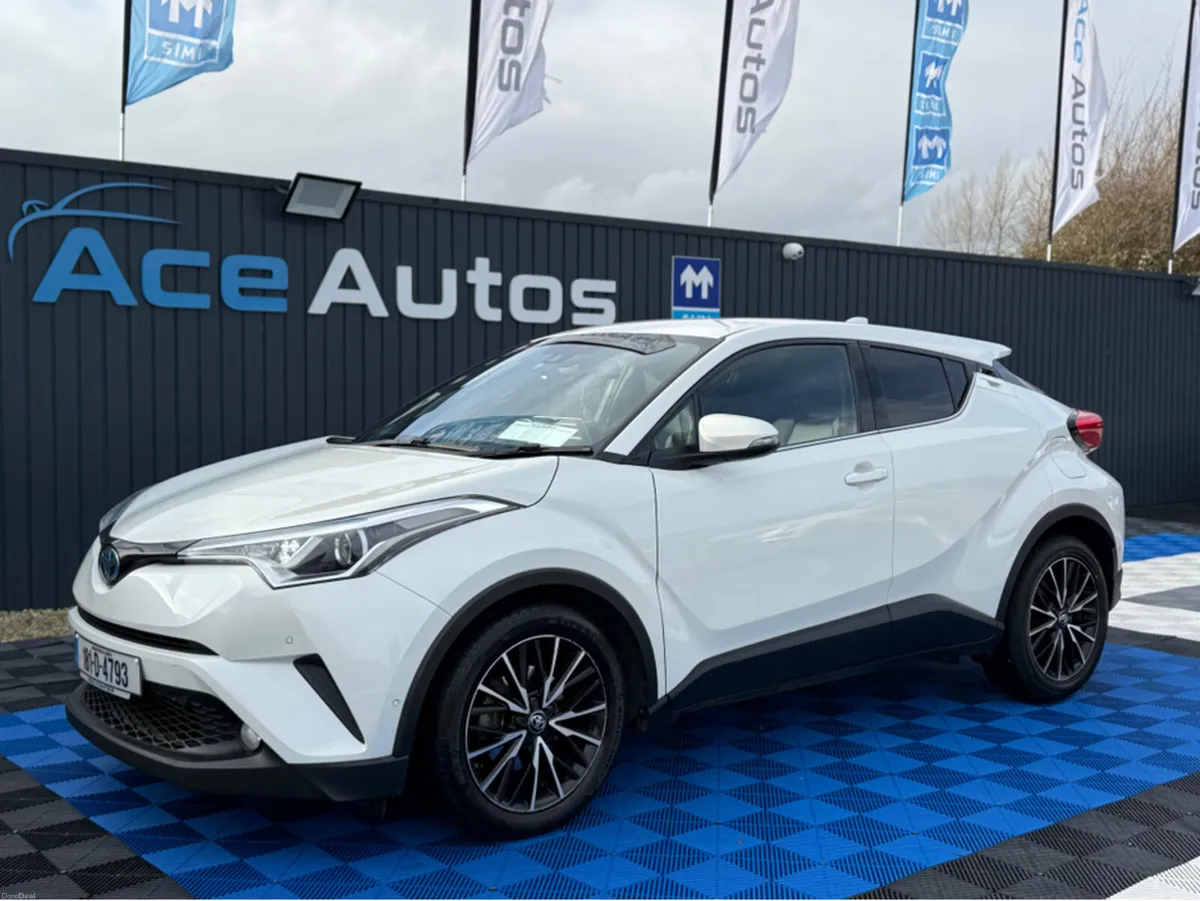 Toyota C-HR ***DEPOSIT TAKEN*** LUNA SPORT - 1.8 P - Image 3