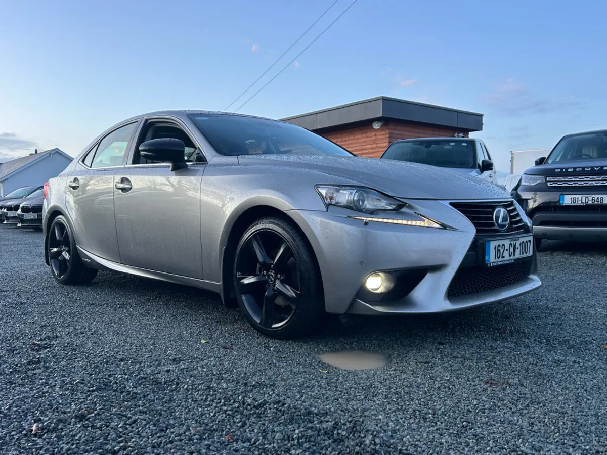 162Lexus IS300H NCT TAX MASSIVE SPEC - Image 1