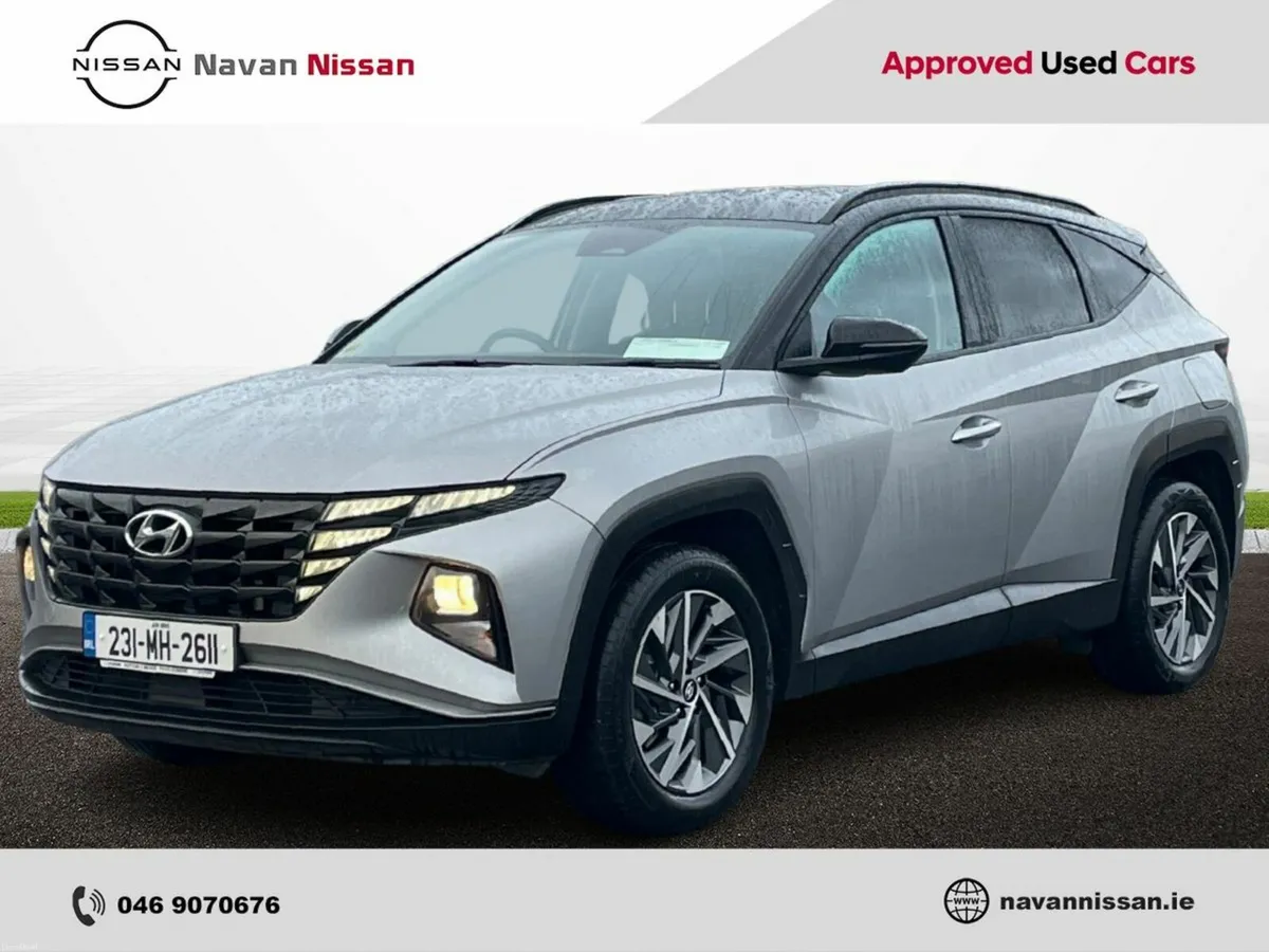 Hyundai Tucson 2WD Executive w.2 Tone Roof - Image 4