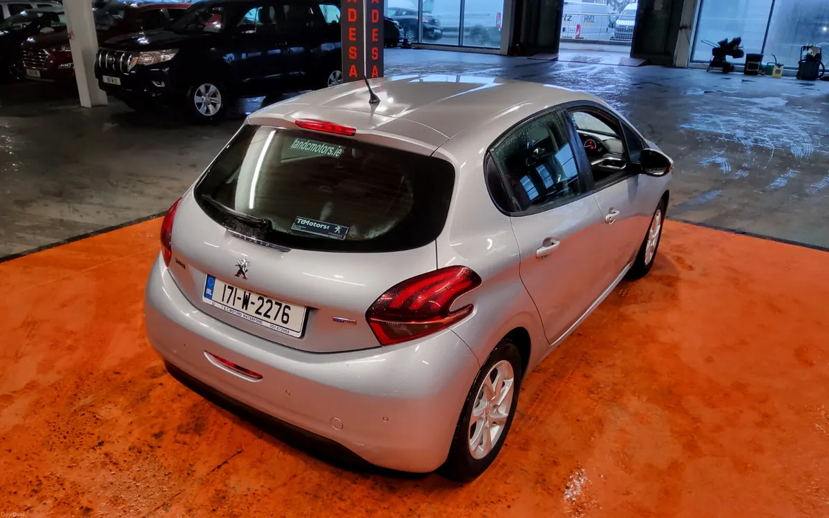 Peugeot 208 2017 - Image 3