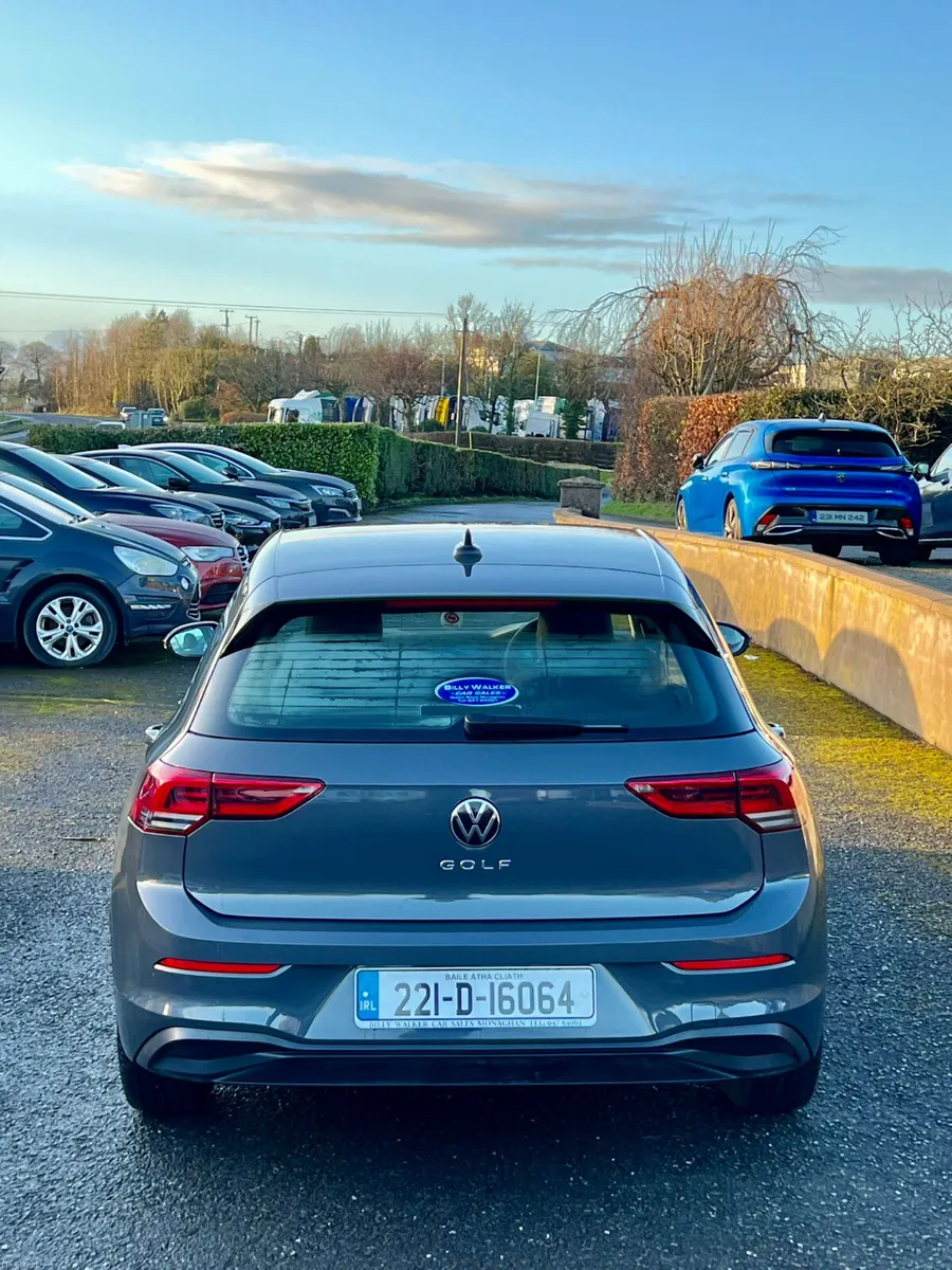 Volkswagen Golf 2022 - Image 4