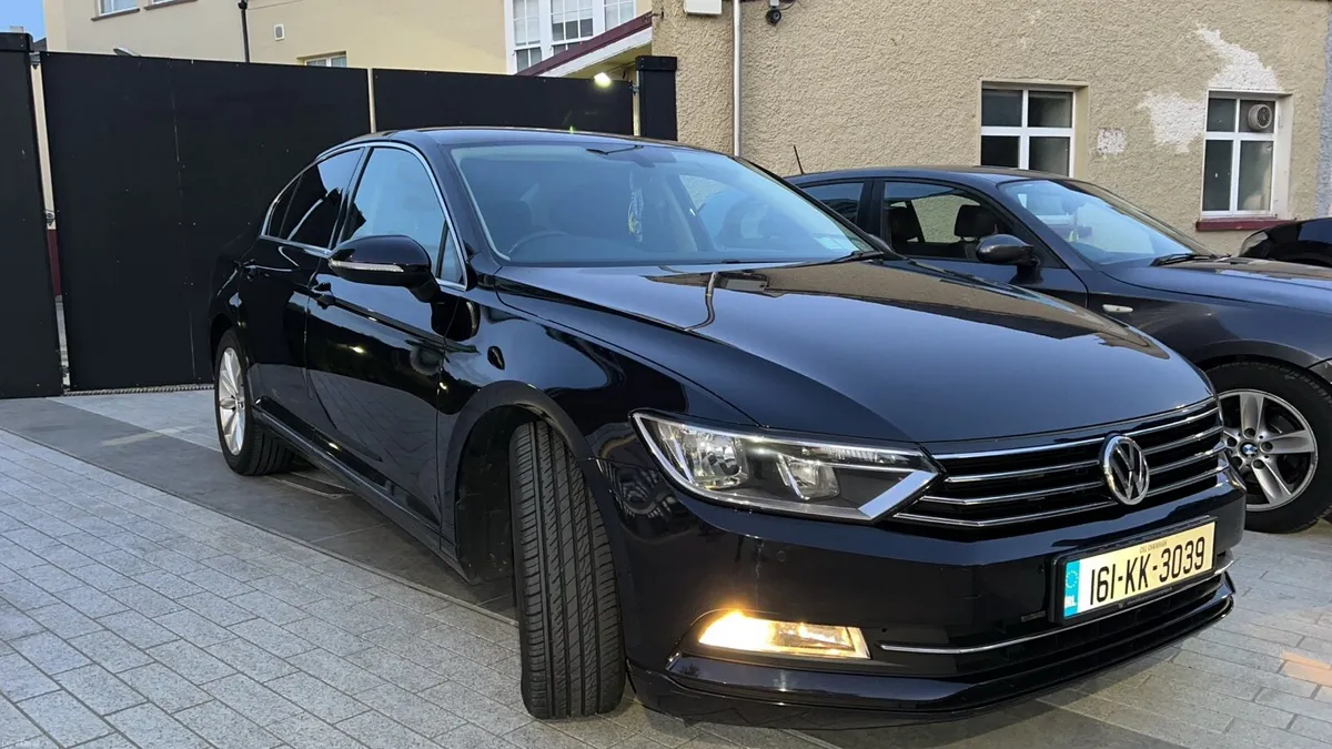 Volkswagen Passat 161 Business Edition - Image 2