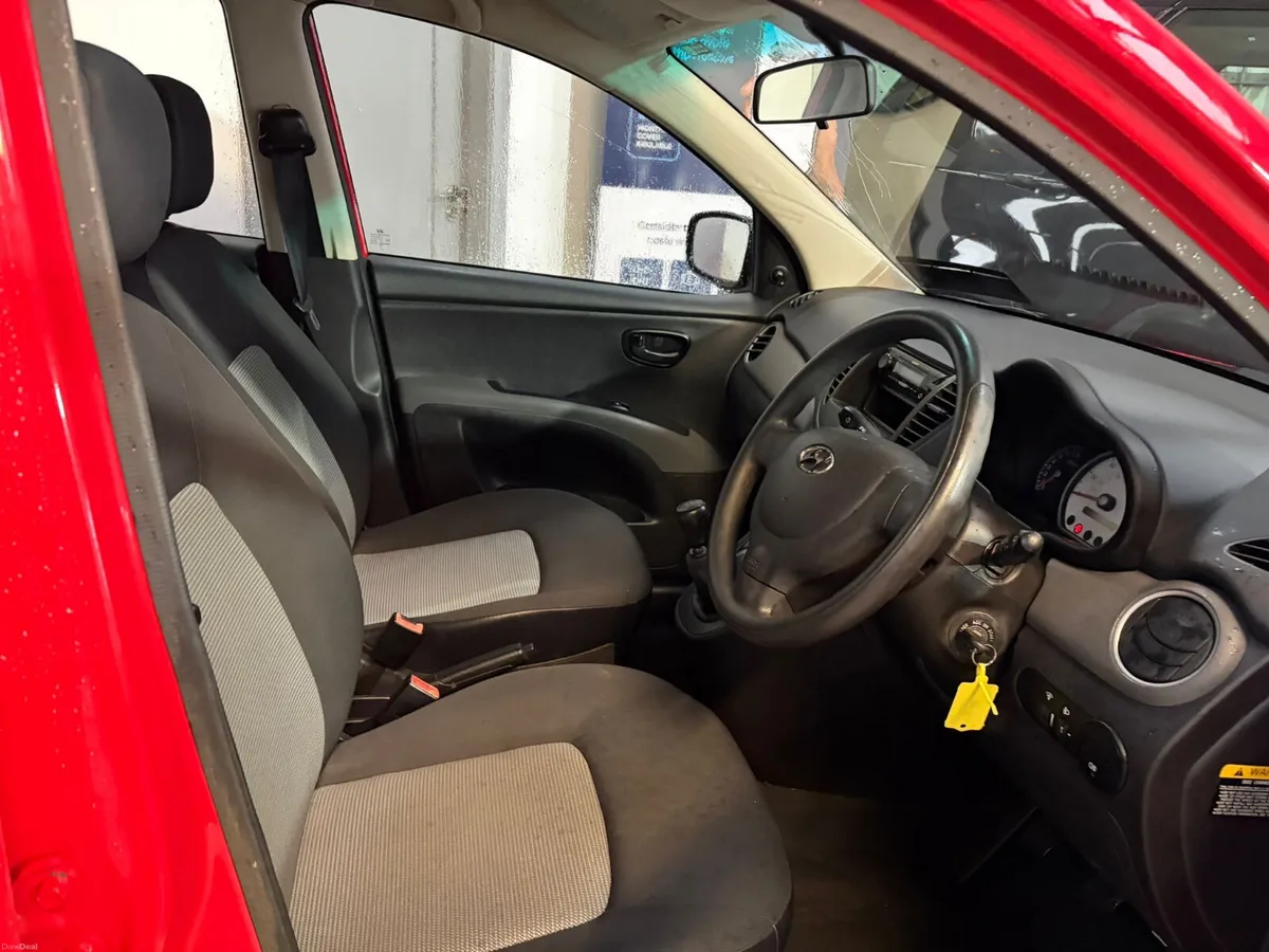 Hyundai i10 2009. 1.2    DELUXE - Image 3