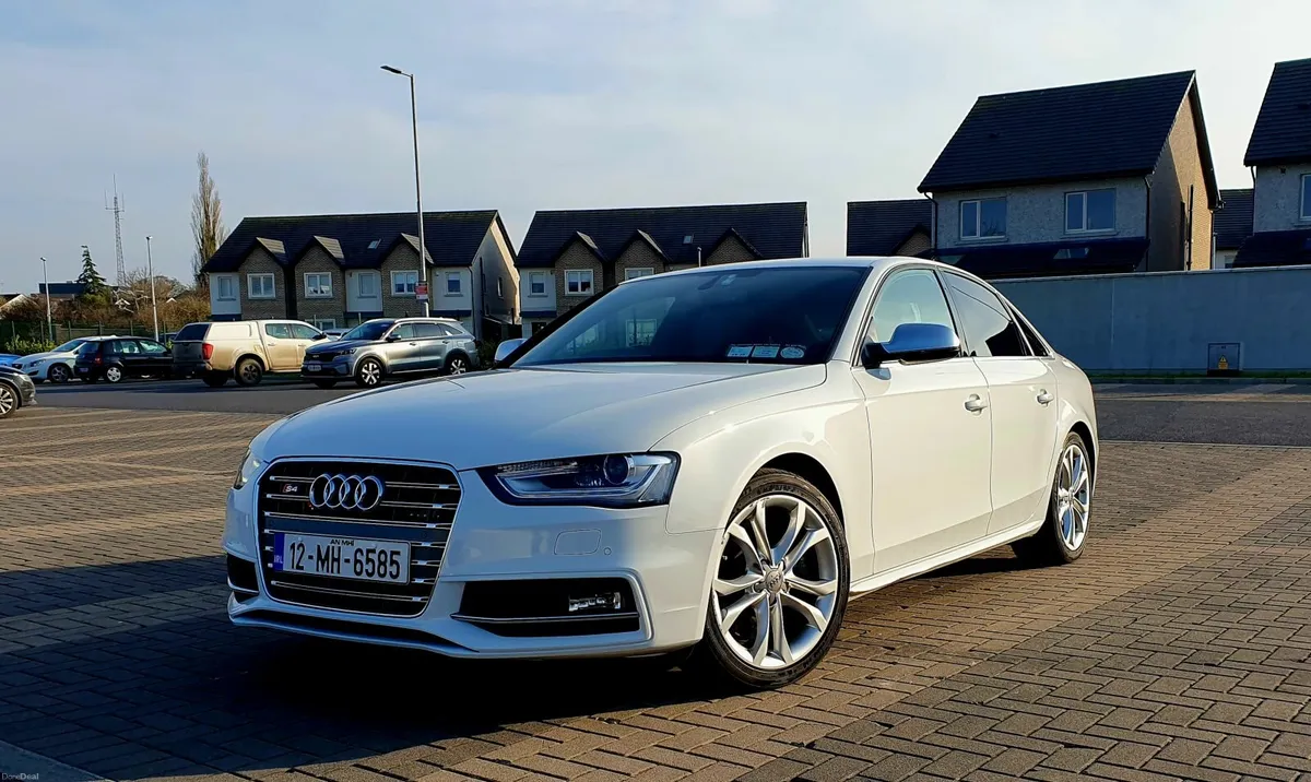 Audi S4, 2012 (B8.5) facelift with sport diff - Image 1
