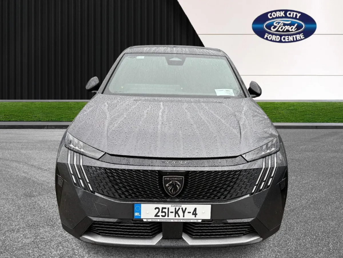 Peugeot 3008 GT 1.2 MHEV 136 E-DCT6 4DR - Image 3