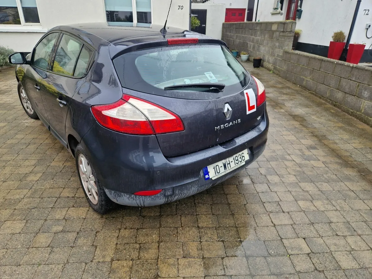 Renault Megane 2010 - Image 2