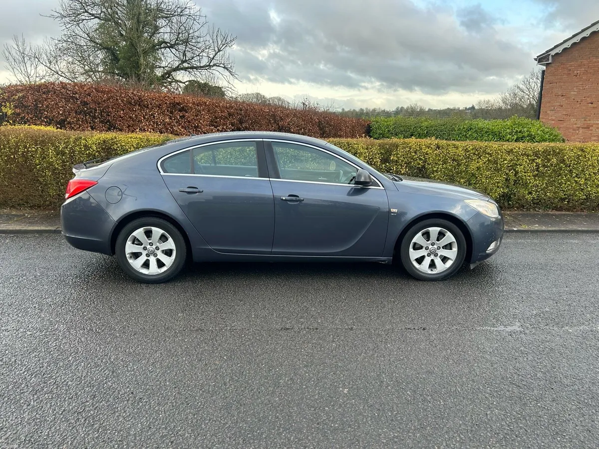 Vauxhall insignia 2.0cdti Automatic, (NCTd 08/28) - Image 2
