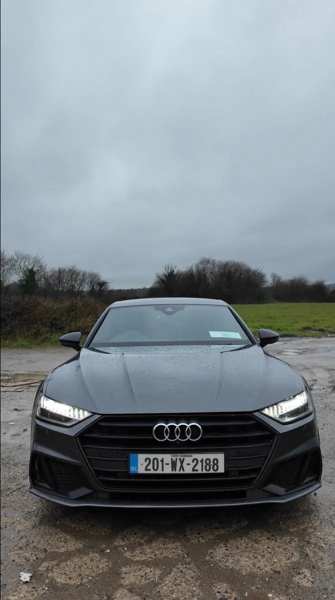 Black Edition Audi A7 2020 S-Line 40 TDI - Image 2