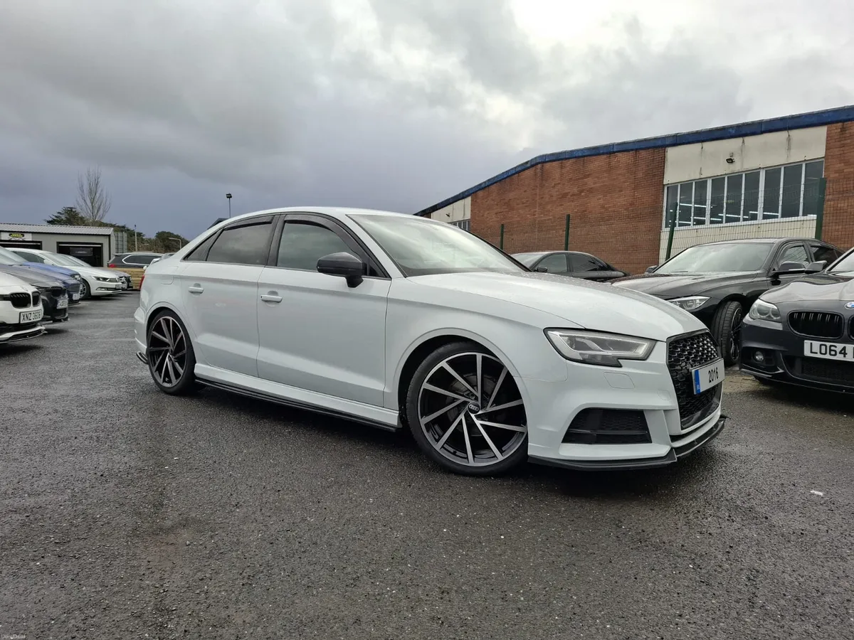 2016 Audi A3 saloon 2.0 Sline - Image 3