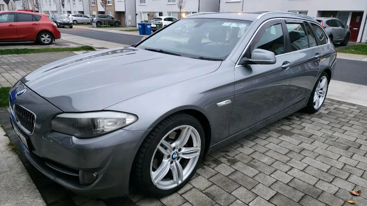 2013 BMW 520D AUTOMATIC - Image 1