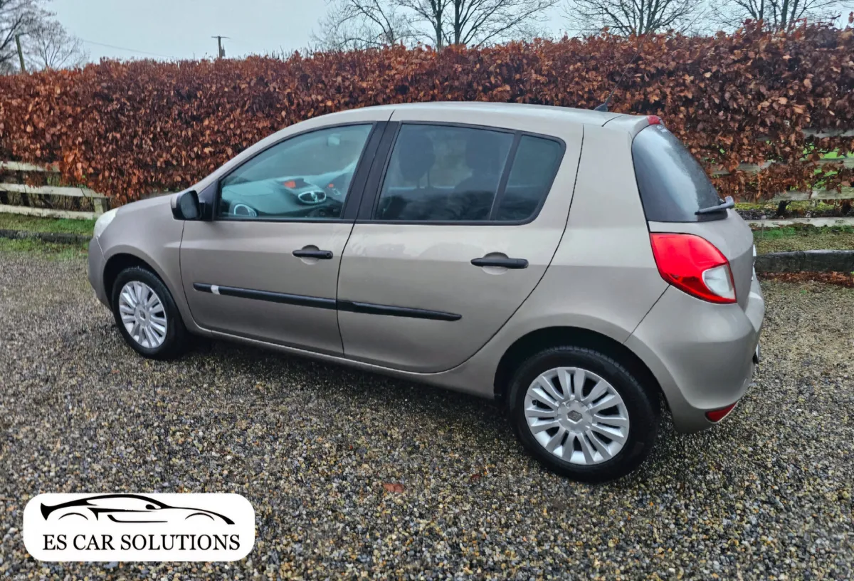 11 Renault Clio 1.1 Petrol New NCT 02/27 LOW MILEA - Image 3