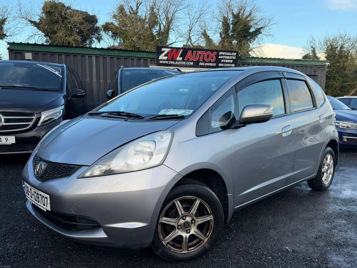 Honda Fit 2008 - Image 2