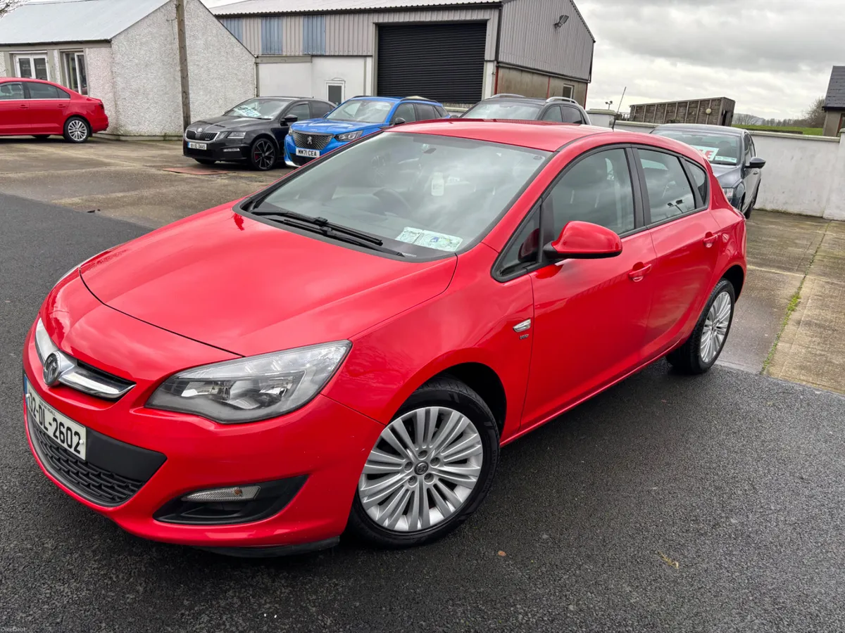 Vauxhall Astra 2013 - Image 2