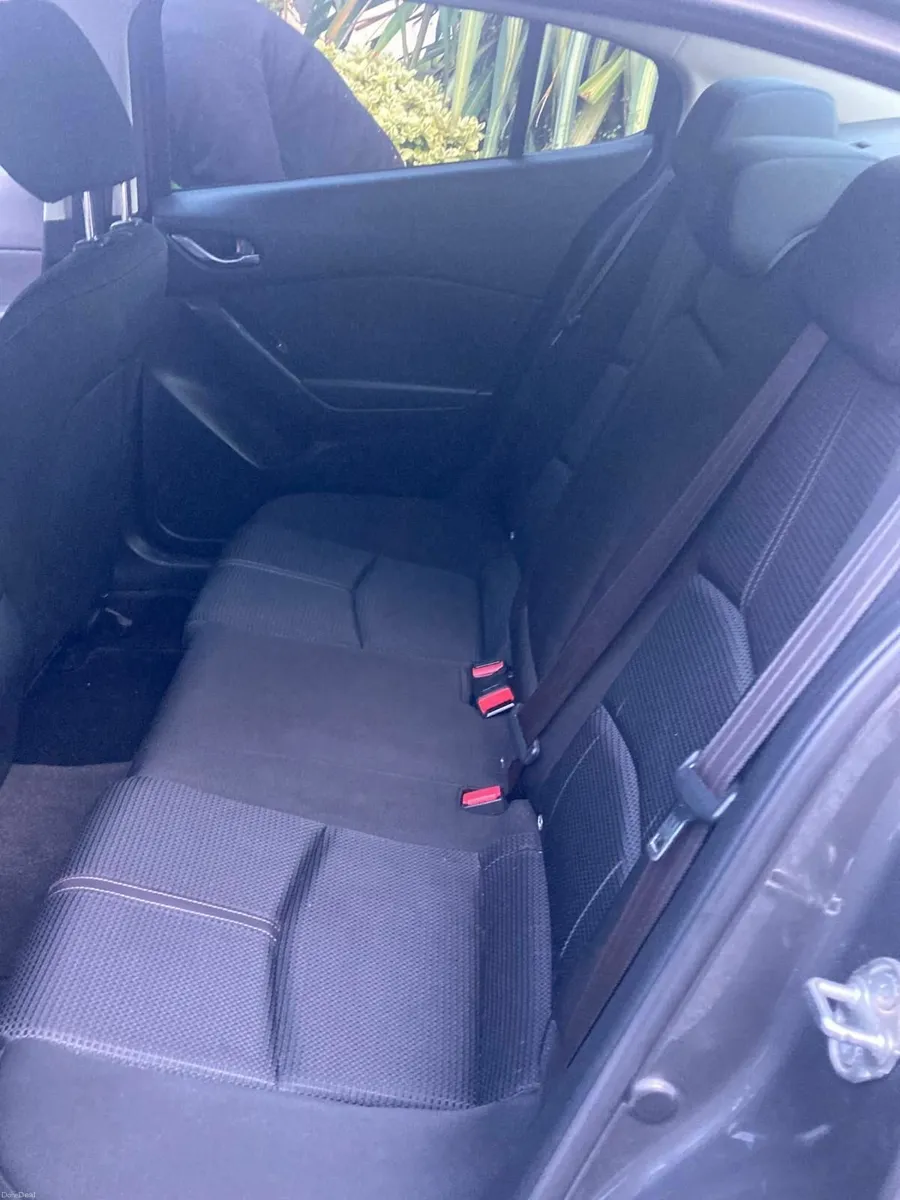 Mazda Mazda3 2017 - Image 4