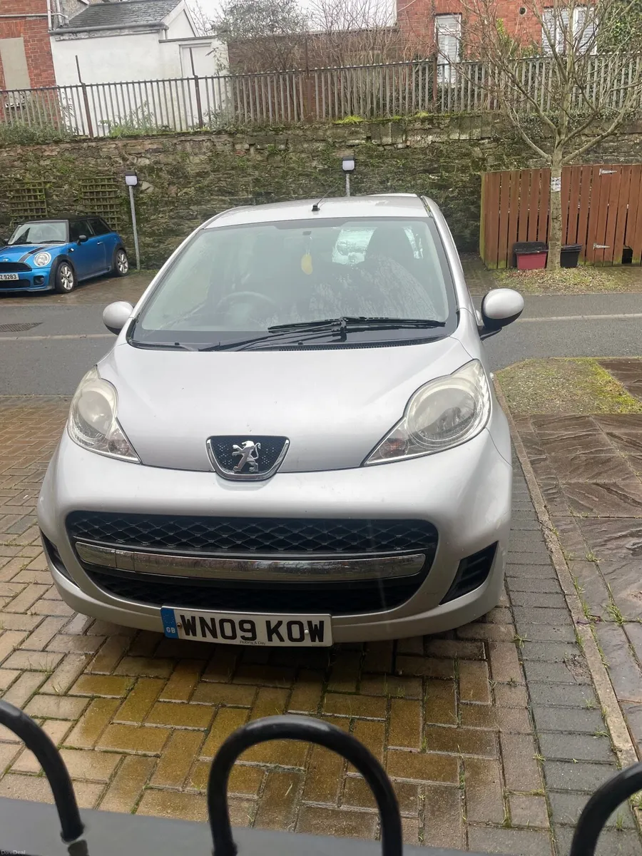 Peugeot 107 2009 - Image 1