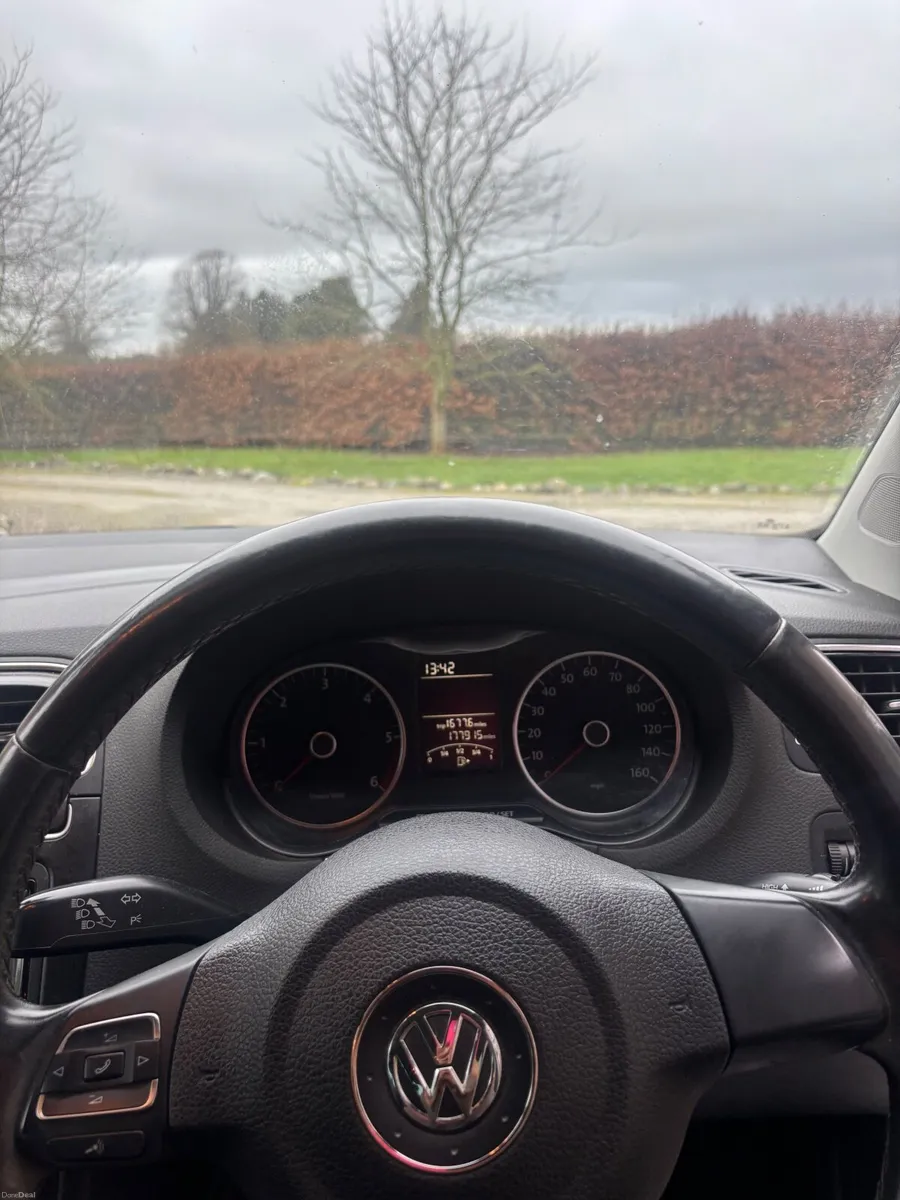 Volkswagen Polo 2011 - Image 4