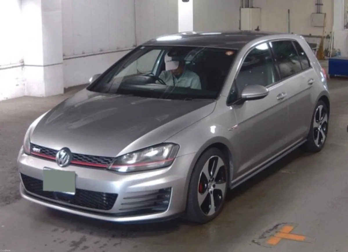 2015 VW GOLF GTI DSG DCC FRESH IMPORT - Image 2