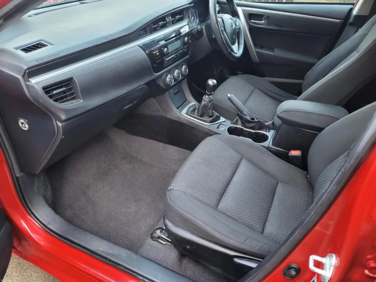 141 Toyota Corolla 1.4 Dsl Nct 01-27 - Image 4